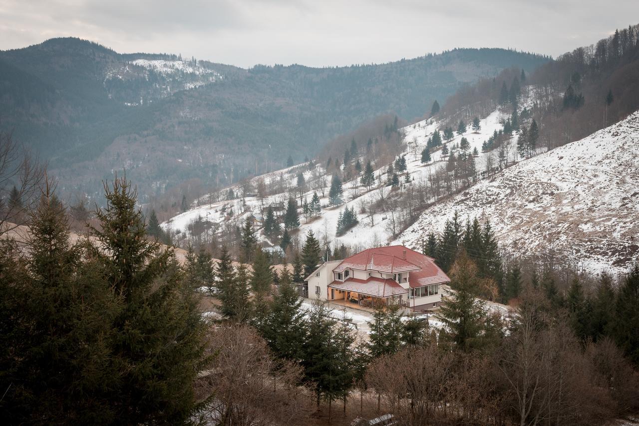 Pensiunea Aurora Izvorul Muntelui Bicaz Extérieur photo